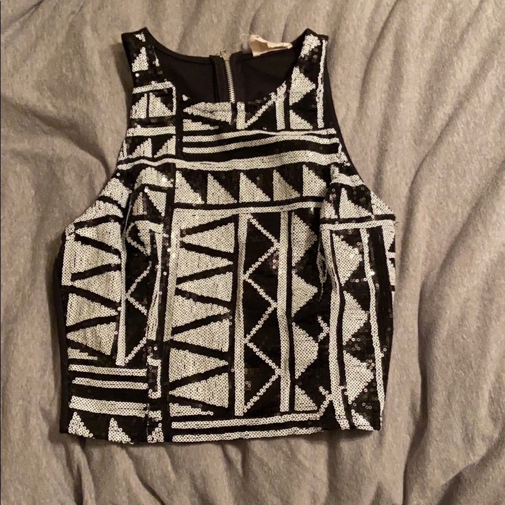crop top